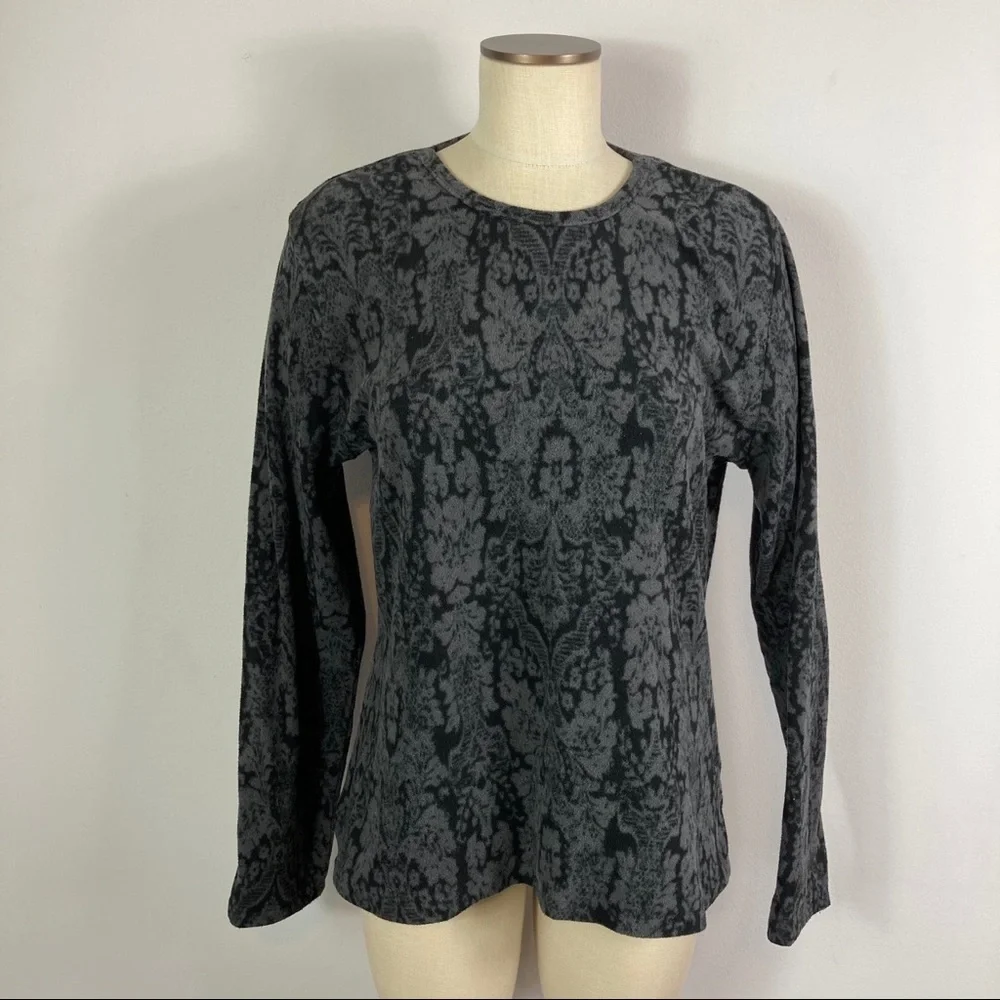 Cuddle Duds Fleecewear with Stretch Gray Black Pullover Sweater Top Long Sleeve